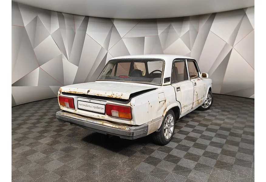 ВАЗ (Lada) 2105 21053 MT (71 л.с.) Белый в АВИЛОН. Слайд №2