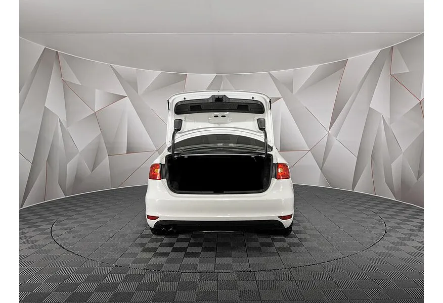 Volkswagen Jetta 1.4 TSI MT (122 л.с.) Highline Белый в АВИЛОН. Слайд №12