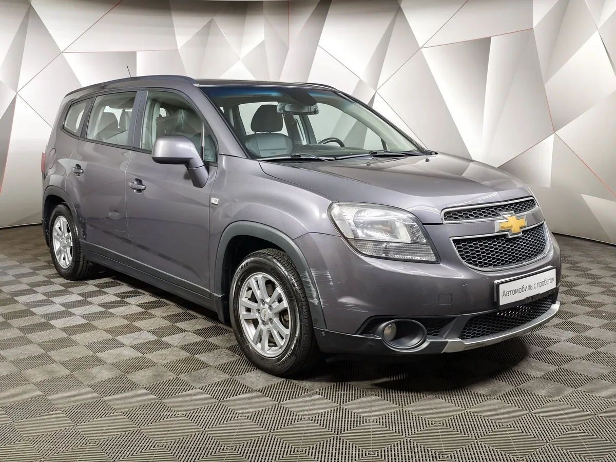 Chevrolet Orlando 1.8 MT (141 л.с.) Серый в АВИЛОН. Слайд №3