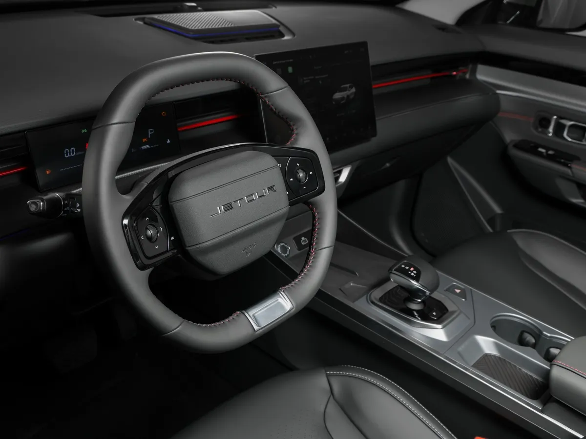 JETOUR Dashing 1.5T 6DCT 2WD (147 л.с.) Luxury Серый в АВИЛОН. Слайд №5