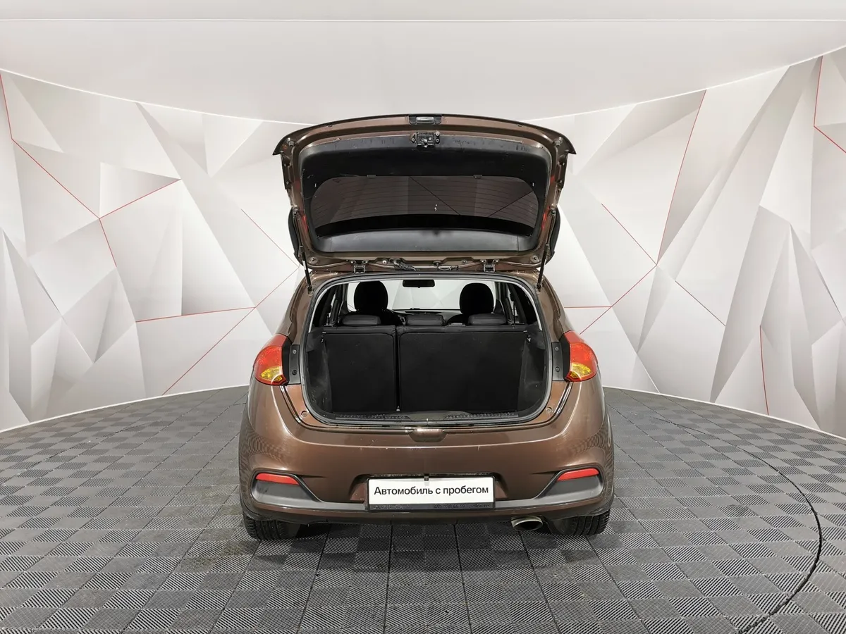 Kia Ceed 1.6 MT (130 л.с.) Classic Коричневый в АВИЛОН. Слайд №11