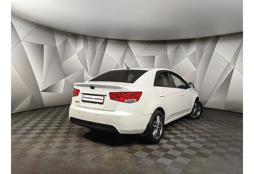 АВИЛОН - Kia Cerato 1.6 MT (126 л.с.) Comfort Белый - slide 7