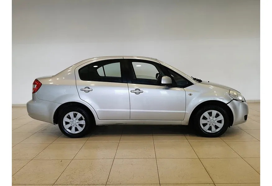Suzuki SX4 1.6 MT (107 л.с.) Серебристый в АВИЛОН. Слайд №6