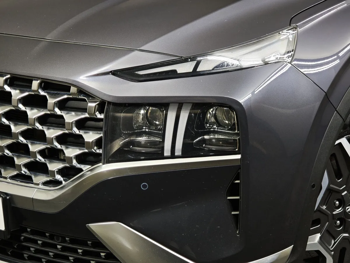 Hyundai Santa Fe 2.2 CRDi AWD 8AT (200 л.с.) High-Tech Синий в АВИЛОН. Слайд №10
