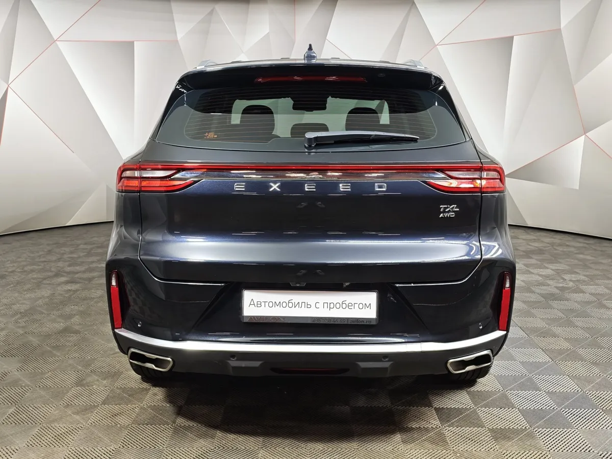 EXEED TXL 1.6 TGDI DCT7 AWD (186 л.с.) Черный в АВИЛОН. Слайд №8