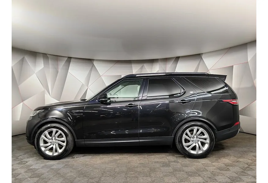 Land Rover Discovery 2.0 SD4 AT 4WD (240 л.с.) Черный в АВИЛОН. Слайд №5
