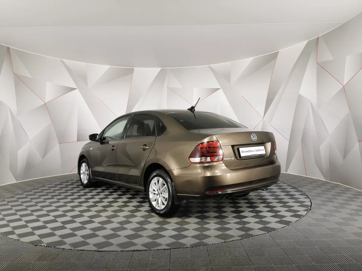 Volkswagen Polo 1.6 Tiptronic (105 л.с.) Comfortline Коричневый в АВИЛОН. Слайд №4