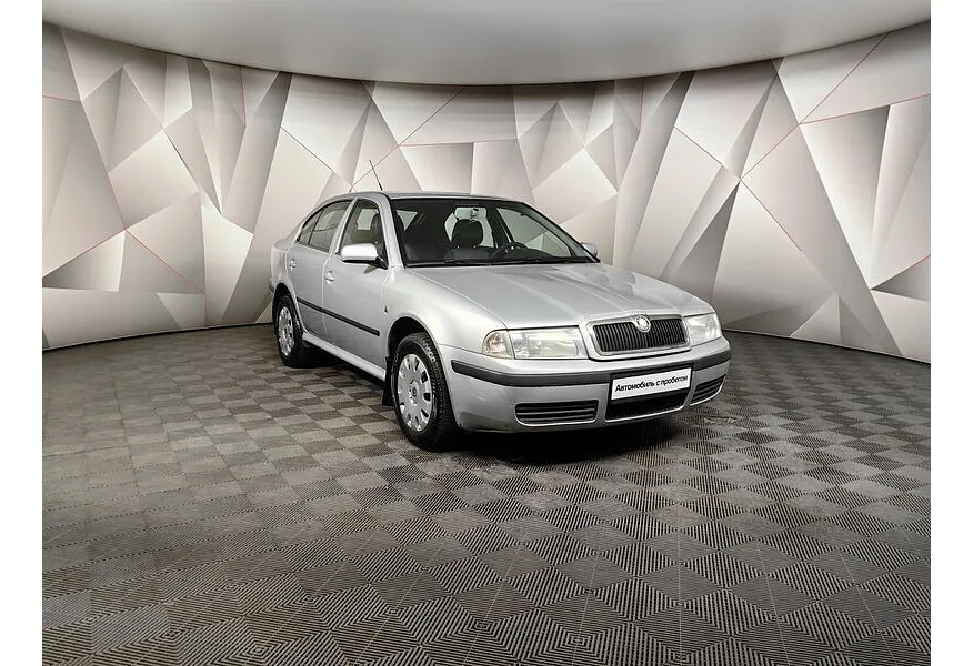 Skoda Octavia 1.4 MT (75 л.с.) Серебристый в АВИЛОН. Слайд №3