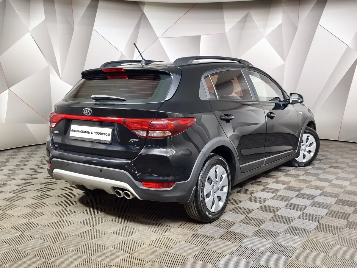 Kia Rio X-Line 1.6 MT (123 л.с.) Черный в АВИЛОН. Слайд №2