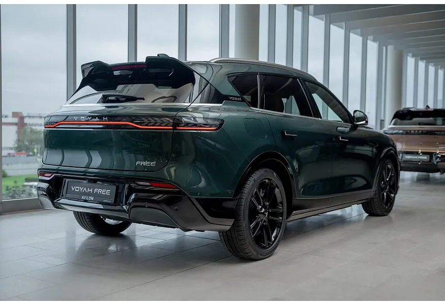 Voyah Free EVR 1.5 AT AWD (489 л.с.) Зеленый в АВИЛОН. Слайд №4