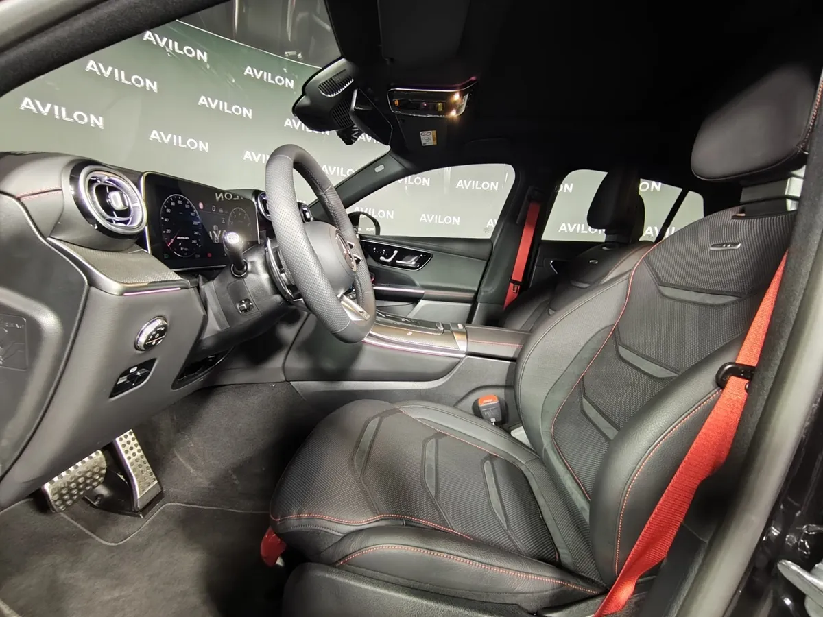 Mercedes-Benz GLC Купе 43 AMG 9G-TRONIC 4MATIC (435 л.с.) Черный в АВИЛОН. Слайд №6