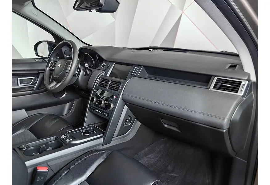 Land Rover Discovery Sport 2.0 TD4 AT AWD (150 л.с.) S Серый в АВИЛОН. Слайд №9