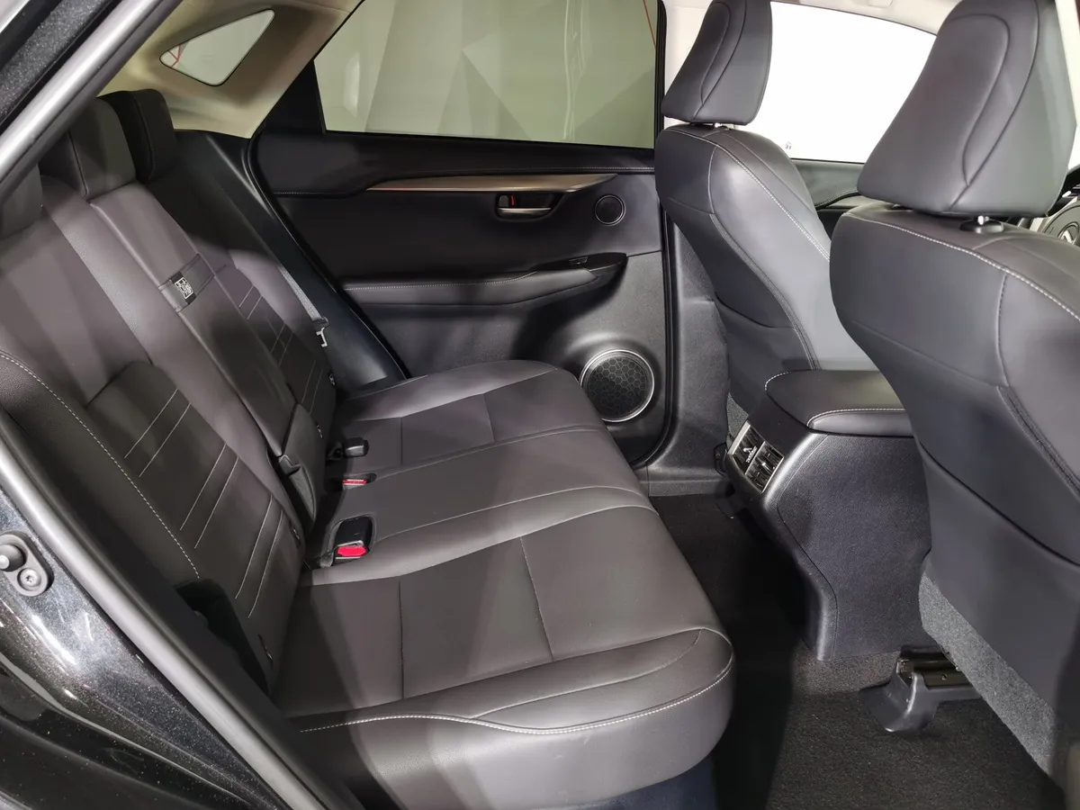 Lexus NX 200 CVT AWD (150 л.с.) Comfort Черный в АВИЛОН. Слайд №14