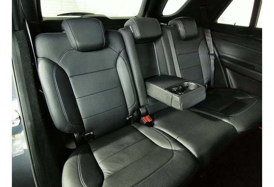 Mercedes-Benz GLE 400 4MATIC 9G-TRONIC (333 л.с.) Особая серия Серый в АВИЛОН. Слайд №17