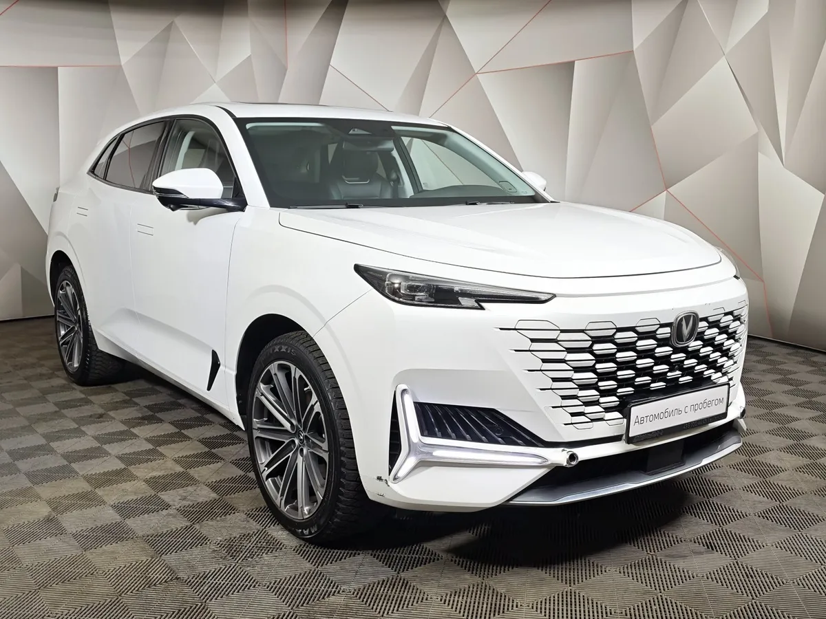 Changan UNI-K 2.0 AT 4WD (226 л.с.) Tech Белый в АВИЛОН. Слайд №3