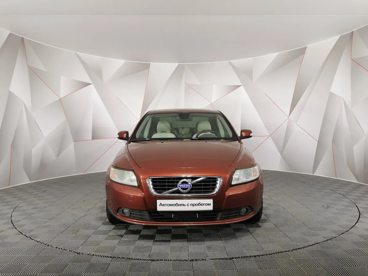 Volvo S40 2.4 Geartronic (140 л.с.) Красный в АВИЛОН. Слайд №7