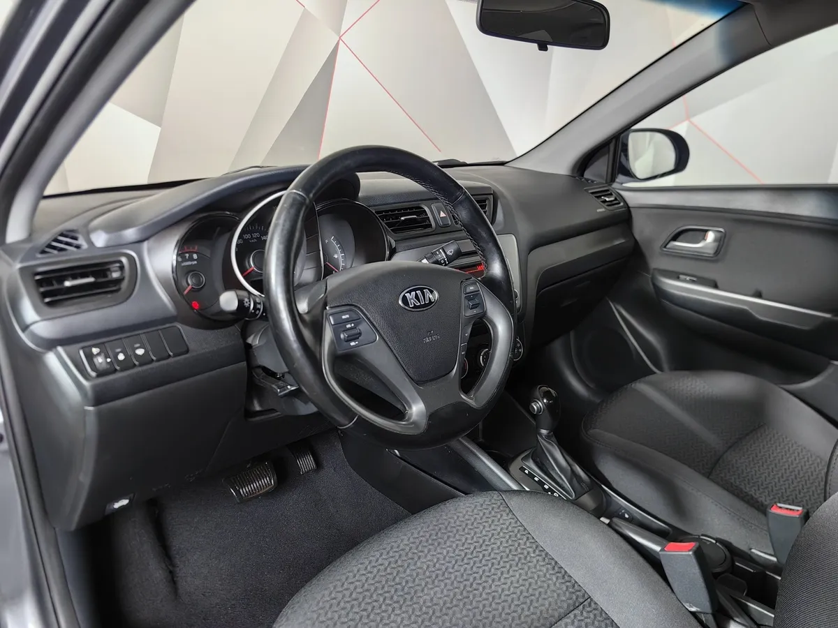 Kia Rio 1.6 AT (123 л.с.) Comfort Серый в АВИЛОН. Слайд №19
