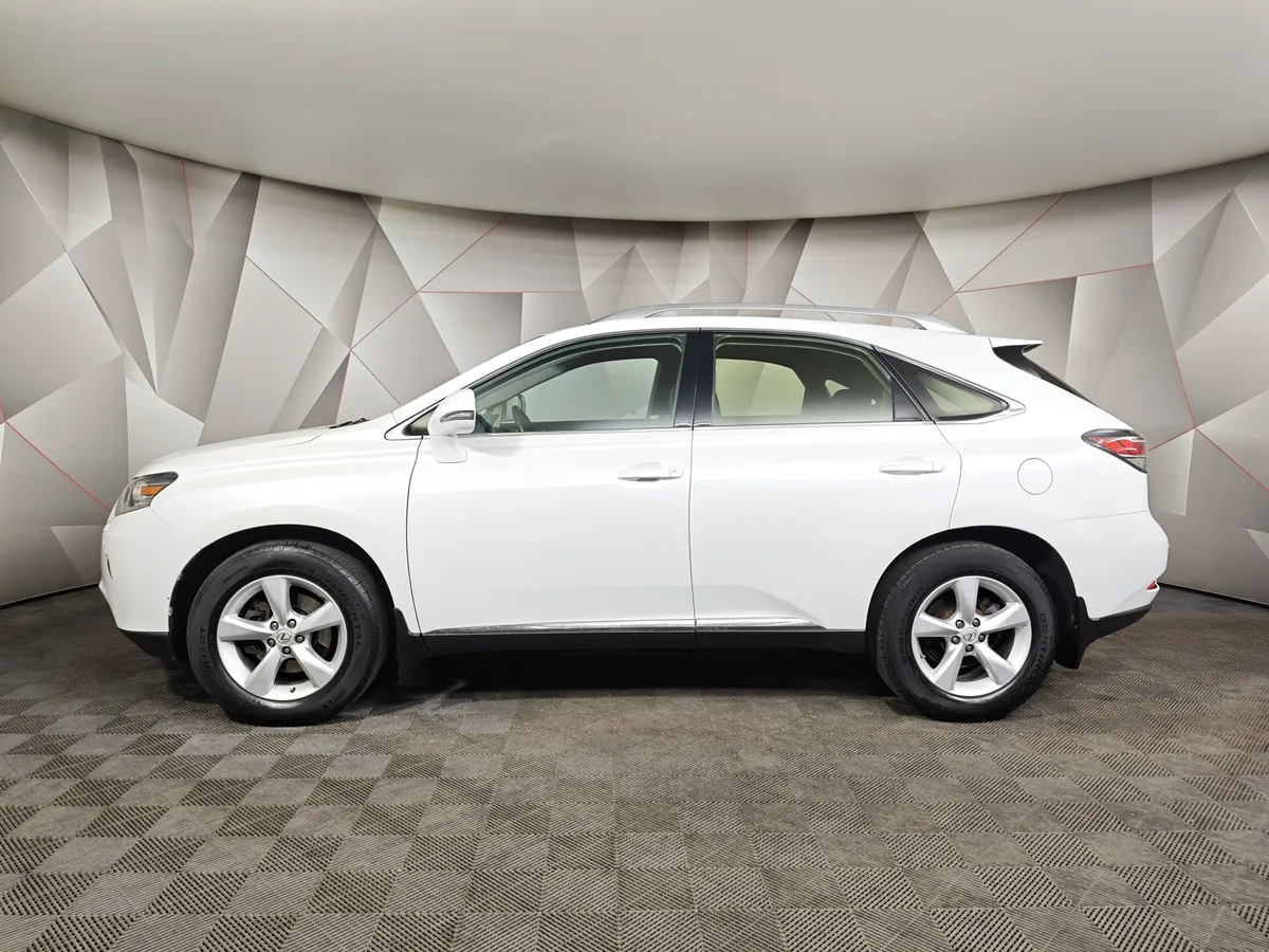 Lexus RX 270 AT (188 л.с.) Белый в АВИЛОН. Слайд №5