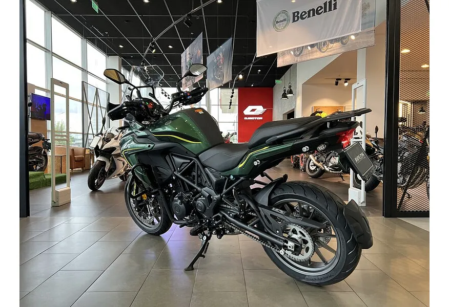 Benelli TRK 502 500 см³ (48 л.с.) 500 Зеленый в АВИЛОН. Слайд №7