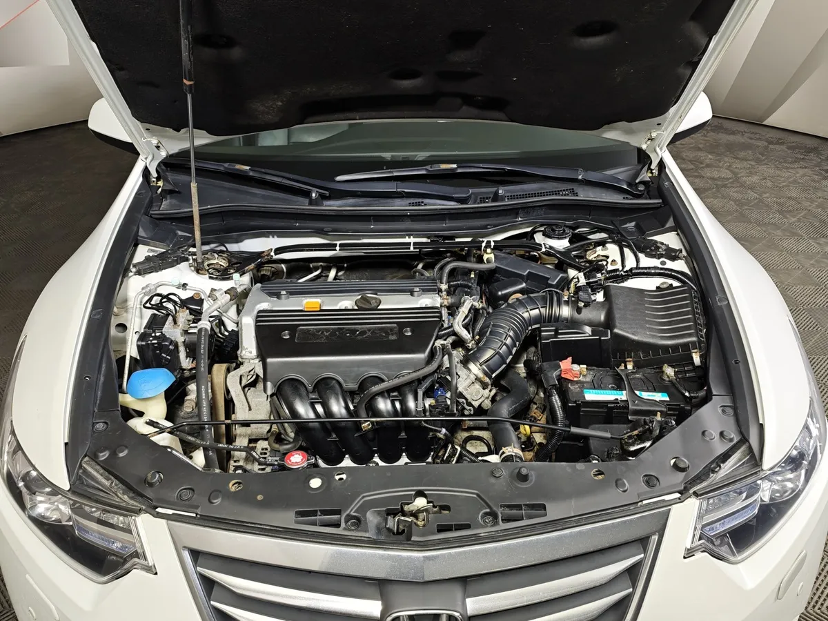 Honda Accord Type S 2.4 AT (201 л.с.) Белый в АВИЛОН. Слайд №11