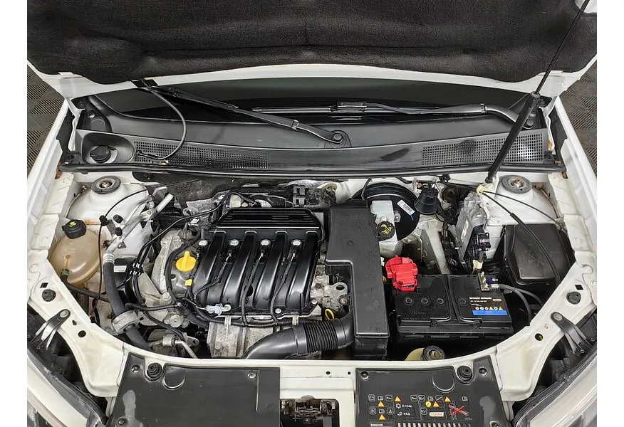 Renault Logan 1.6 AT (102 л.с.) Белый в АВИЛОН. Слайд №11