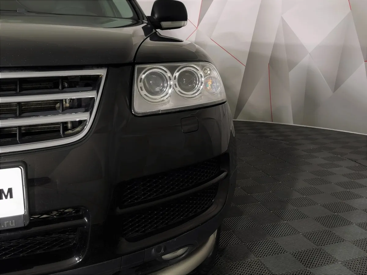 Volkswagen Touareg 3.2 Tiptronic (220 л.с.) Черный в АВИЛОН. Слайд №10