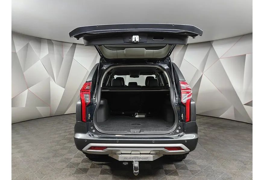 Mitsubishi Pajero Sport 2.4 DI-D AT AWD (181 л.с.) Instyle Серый в АВИЛОН. Слайд №11