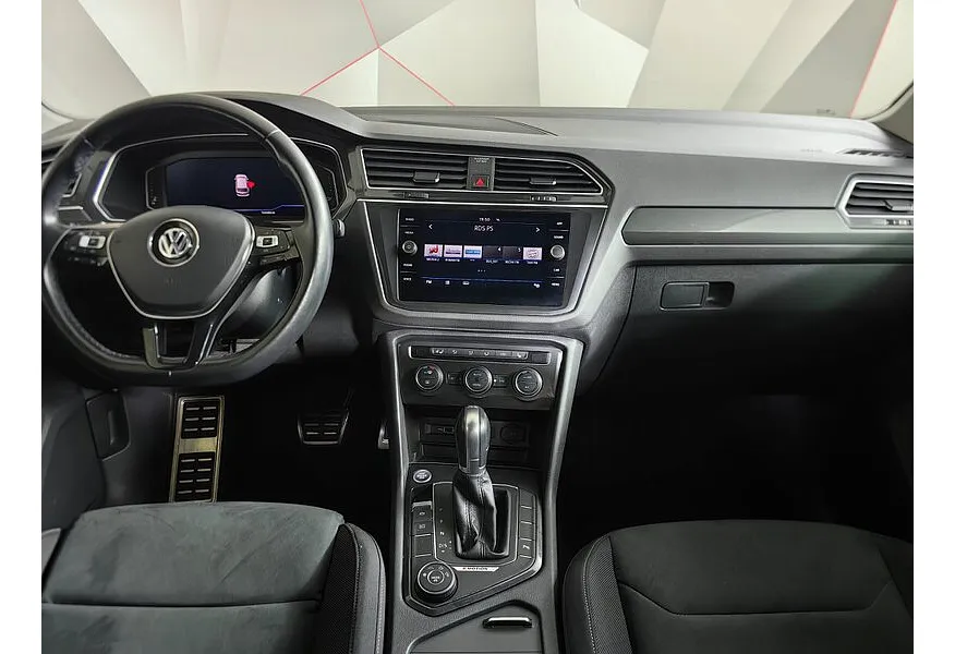 Volkswagen Tiguan 2.0 TSI 4Motion DSG (180 л.с.) Sportline Белый в АВИЛОН. Слайд №14