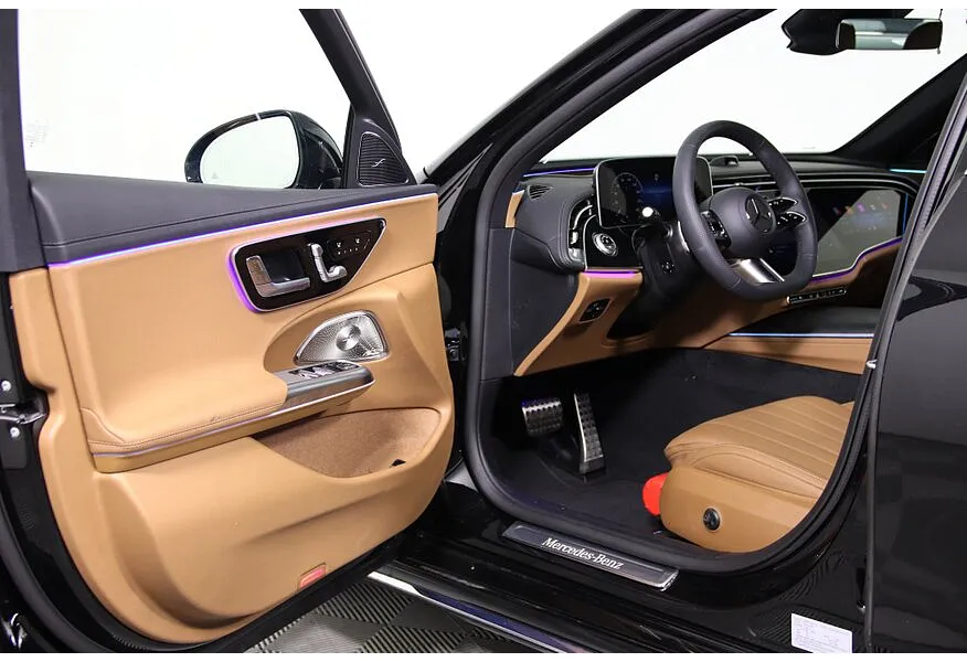 АВИЛОН - Mercedes-Benz E-Класс E 300 4MATIC (258 л.с.) Черный - slide 8