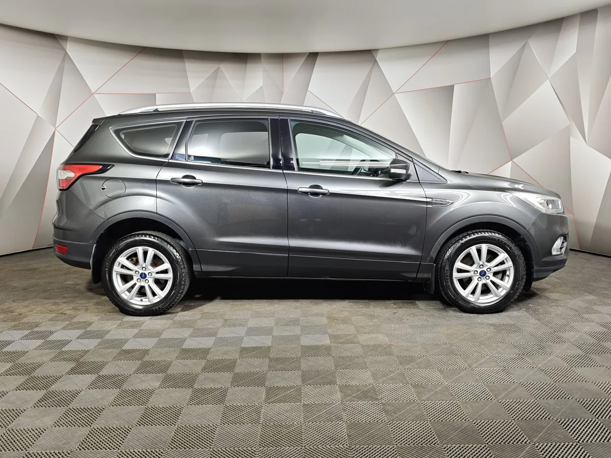 Ford Kuga 2.5 AT (150 л.с.) Серый в АВИЛОН. Слайд №6