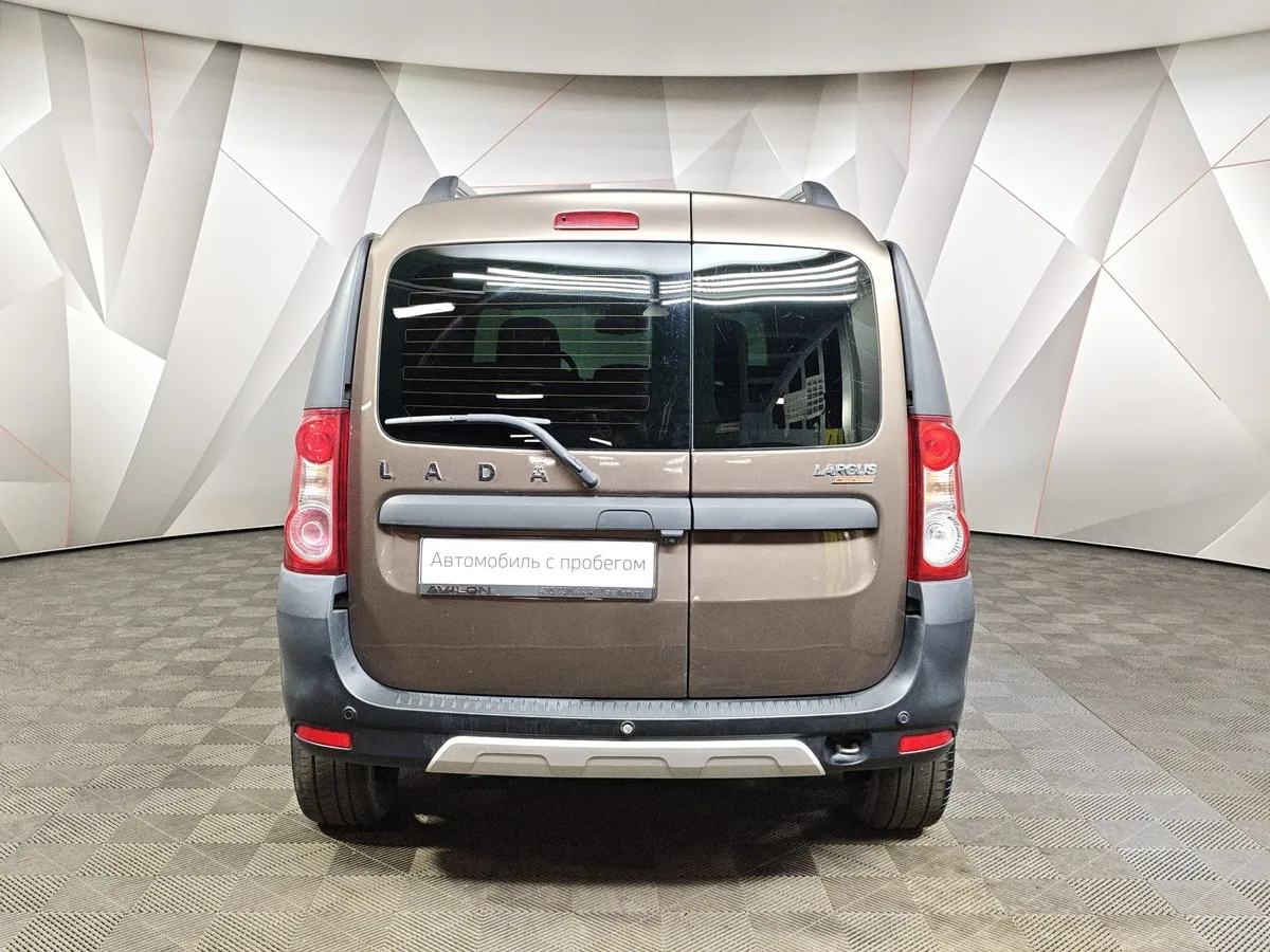 ВАЗ (Lada) Largus 1.6 MT 16 кл (5 мест) (106 л.с.) KS045-52-X00 Luxe Коричневый в АВИЛОН. Слайд №8