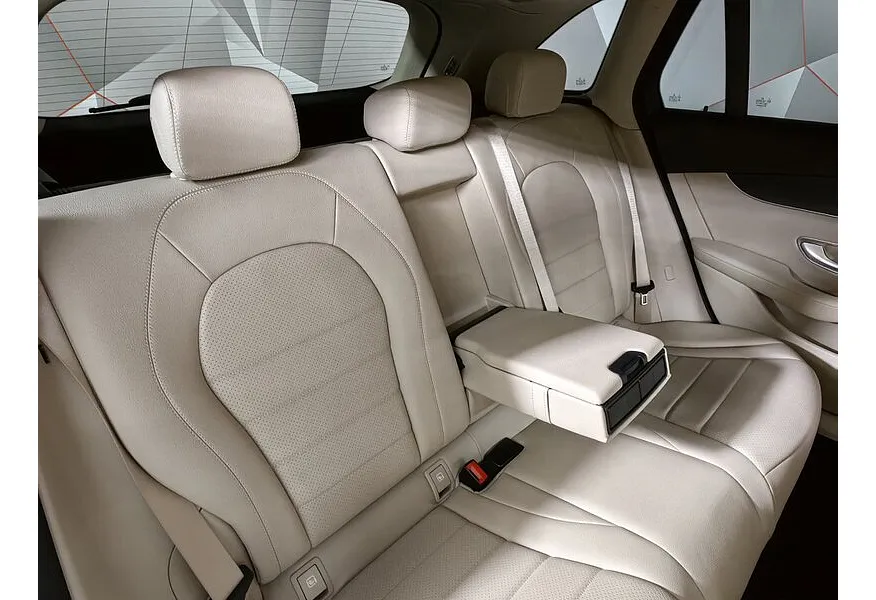 Mercedes-Benz GLC 300 9G-TRONIC 4MATIC (245 л.с.) Sport Черный в АВИЛОН. Слайд №17