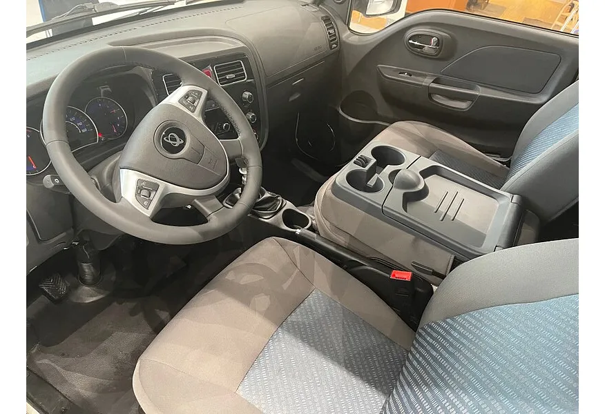 Sollers Argo 2.0d MT RWD SWB (130 л.с.) 3.5T Белый в АВИЛОН. Слайд №8