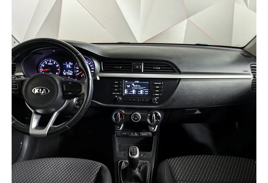 Kia Rio 1.6 MT (123 л.с.) Comfort Серый в АВИЛОН. Слайд №15