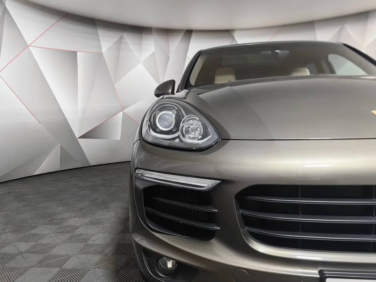 Porsche Cayenne Diesel 3.0 Tiptronic S AWD (245 л.с.) Коричневый в АВИЛОН. Слайд №10