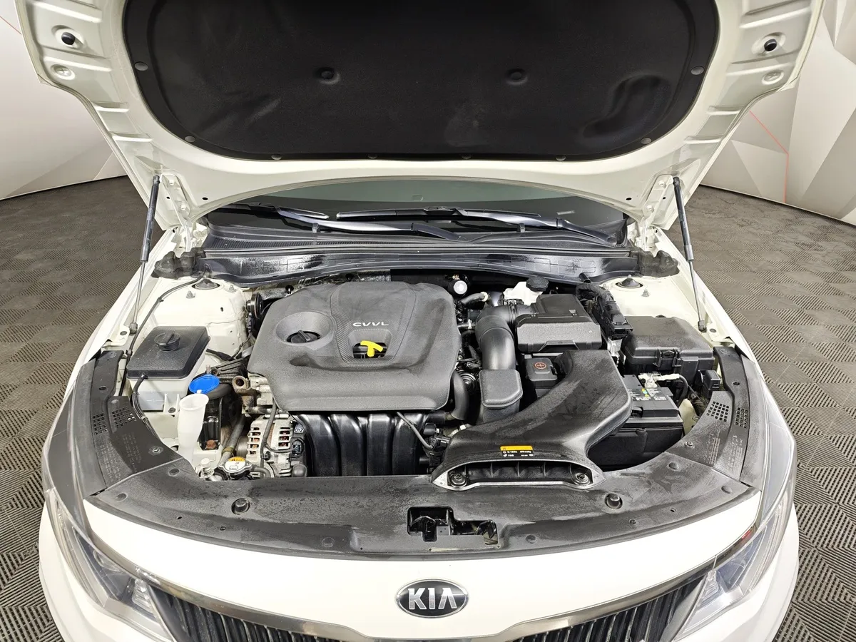 Kia Optima 2.0 AT (150 л.с.) Fleet Белый в АВИЛОН. Слайд №10
