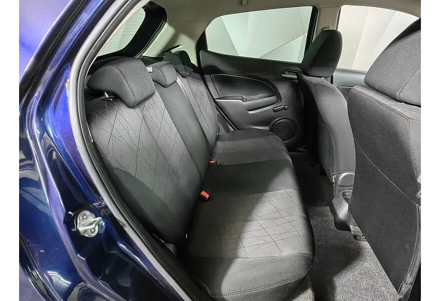 Mazda 2 1.5 AT (103 л.с.) Синий в АВИЛОН. Слайд №14