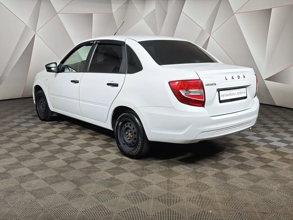 ВАЗ (Lada) Granta 1.6 MT 16 кл (106 л.с.) Белый в АВИЛОН. Слайд №4