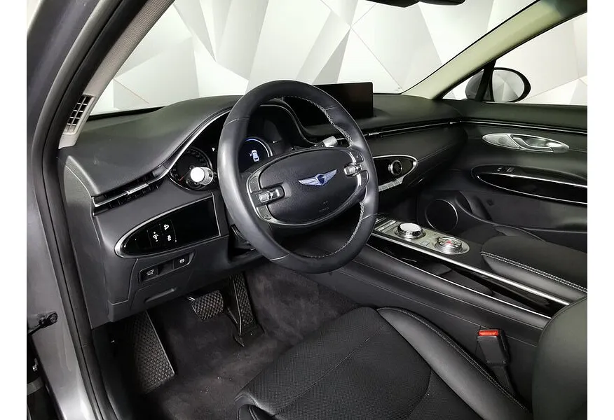 Genesis GV70 2.5T-GDI 8AT 4WD (249 л.с.) Elegance Серый в АВИЛОН. Слайд №19