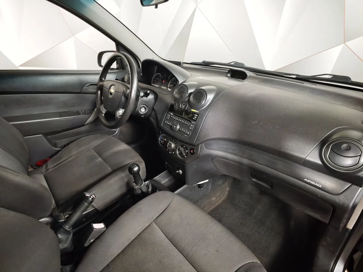 Chevrolet Aveo 1.2 MT (84 л.с.) Серый в АВИЛОН. Слайд №12