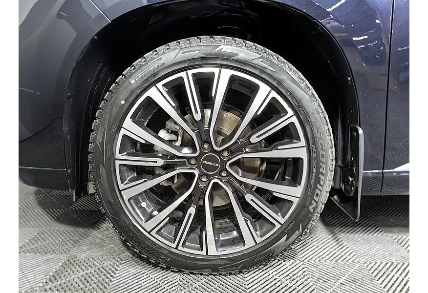 EXEED VX 2.0 AMT AWD (249 л.с.) President Черный в АВИЛОН. Слайд №9