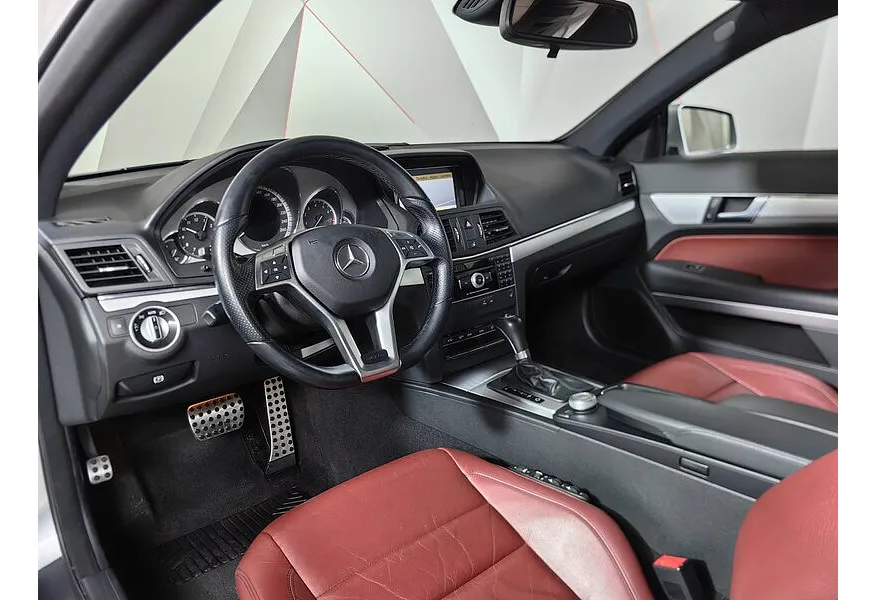 Mercedes-Benz E-Класс E 250 T BlueEfficiency 7G-Tronic Plus (204 л.с.) Серебристый в АВИЛОН. Слайд №19