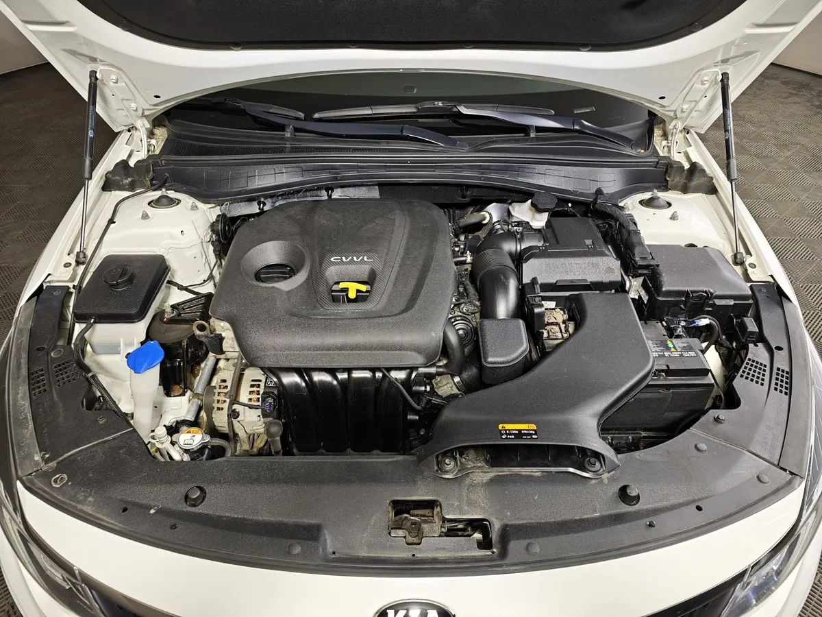 Kia Optima 2.0 MPI AT (150 л.с.) Белый в АВИЛОН. Слайд №11