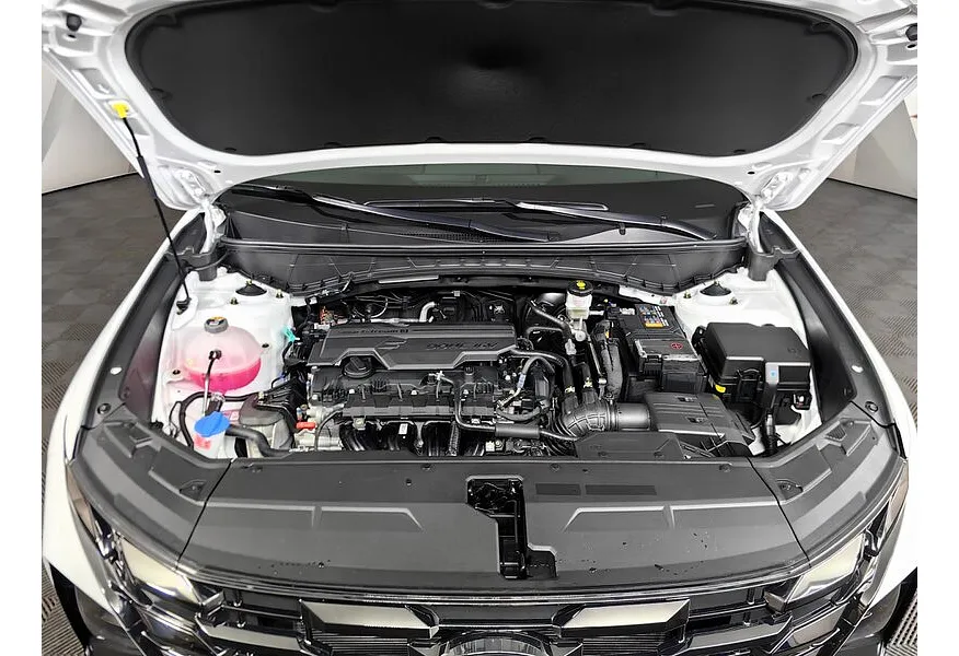 Hyundai Tucson 2.0 AT 4WD (150 л.с.) Prime Белый в АВИЛОН. Слайд №11