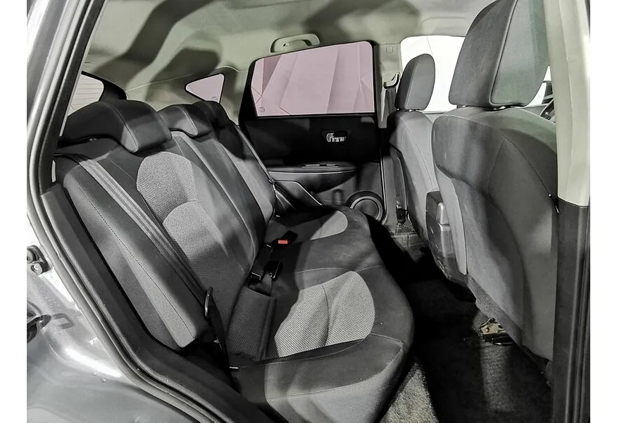 Nissan Qashqai 1.6 MT FWD (114 л.с.) Серый в АВИЛОН. Слайд №17