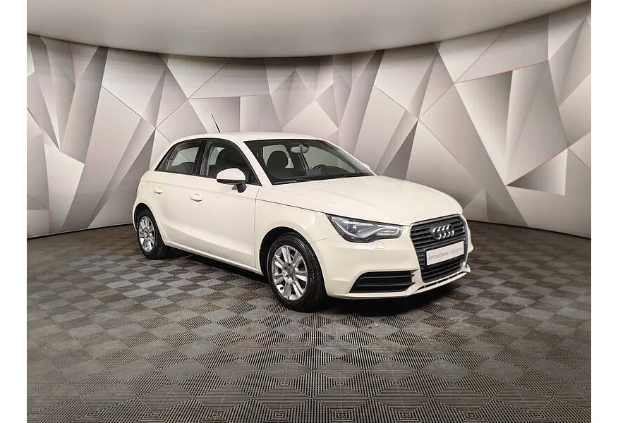Audi A1 1.4 TFSI S-tronic (122 л.с.) Белый в АВИЛОН. Слайд №3