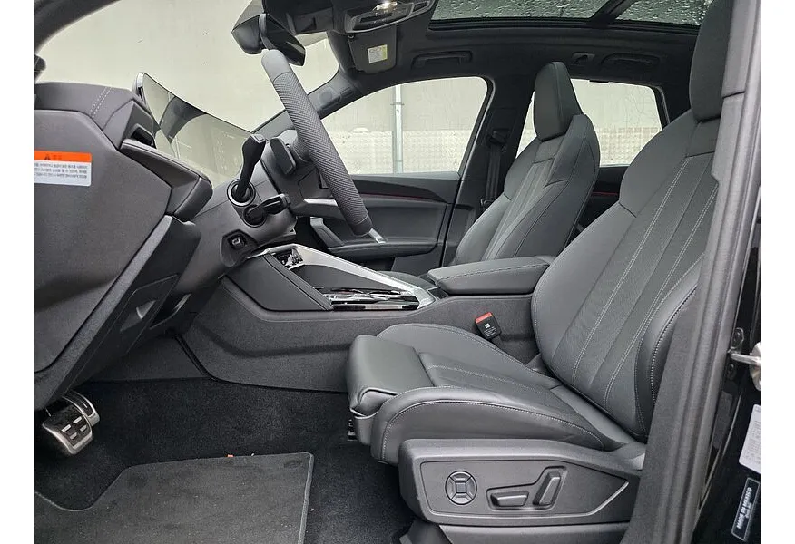 Audi Q5 2.0 TDI S tronic quattro (204 л.с.) Черный в АВИЛОН. Слайд №9