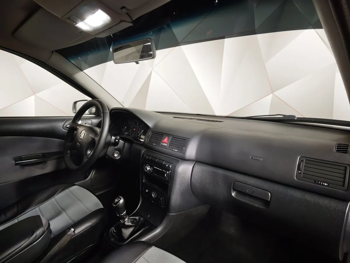 Skoda Octavia 1.4 MT (75 л.с.) Серебристый в АВИЛОН. Слайд №13