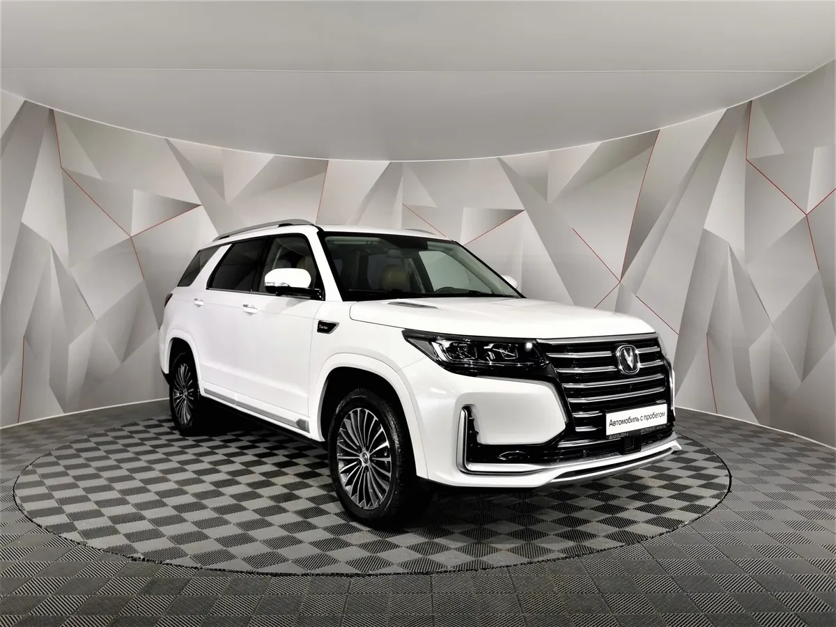 Changan CS95 2.0 AT 4WD (233 л.с.) DLX Белый в АВИЛОН. Слайд №3