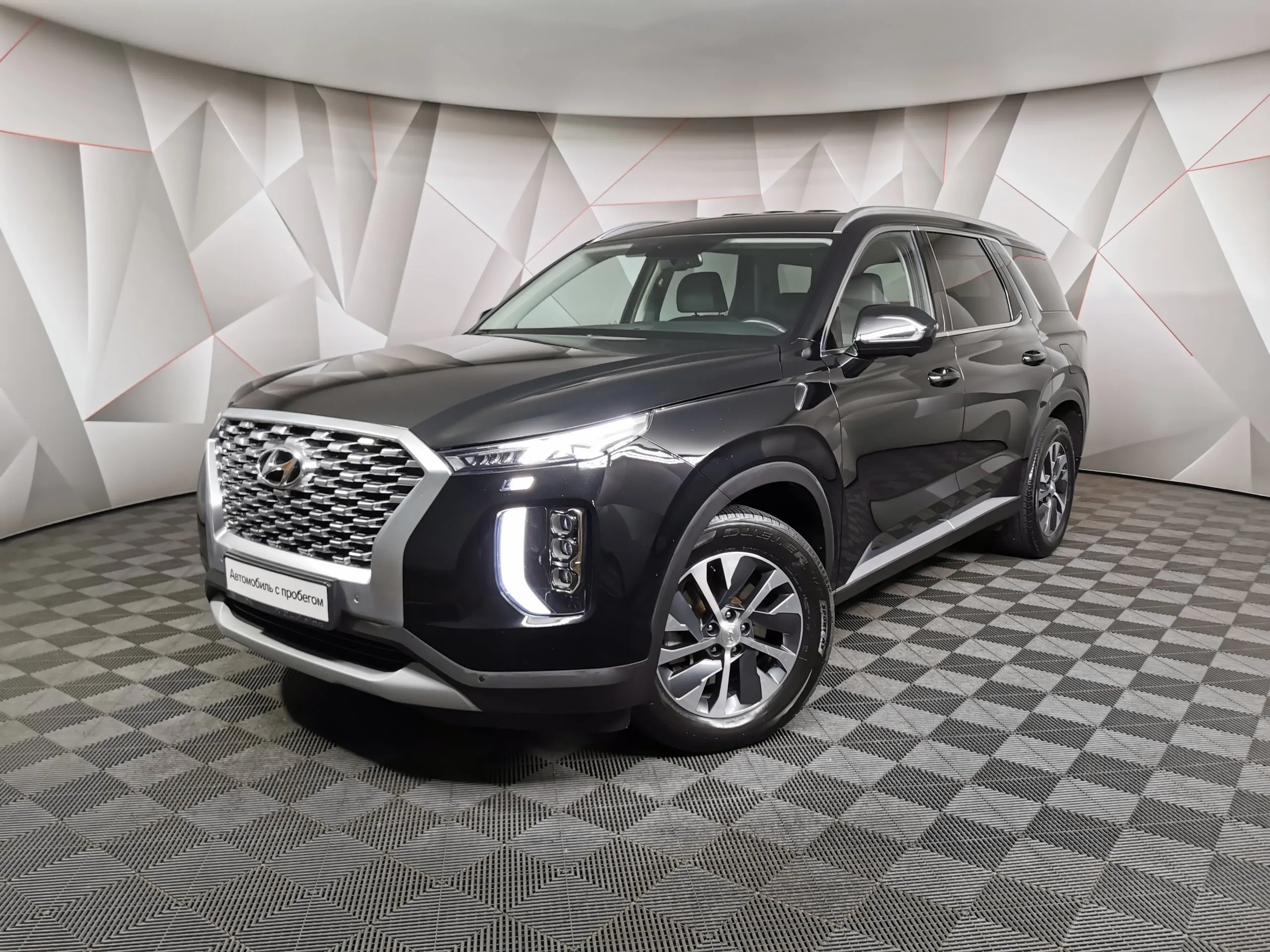 Hyundai Palisade 3.5 - 8АТ MPI (249 л.с.) Prestige Черный в Москве №  ТИ-UY40171. Купить Hyundai Palisade I Автомат Бензиновый с пробегом 121834  км. Цена 4197500